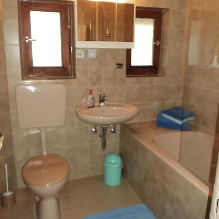 Mit Terrasse רוהפולדינג